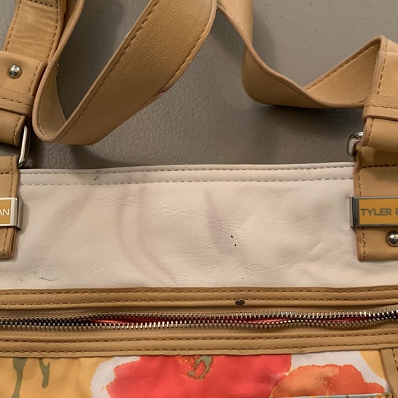Used Tyler Rodan purse - Picture 3 of 9